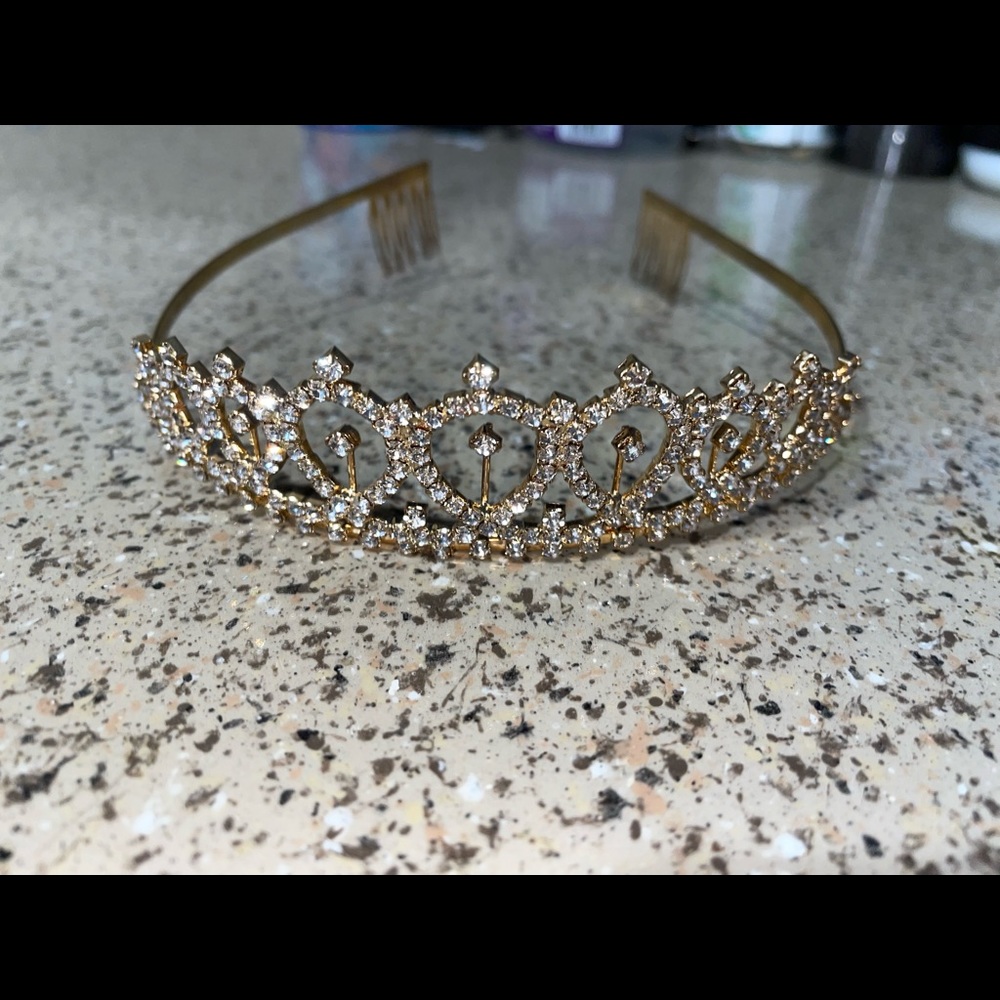 Crown - Picture 2 of 6
